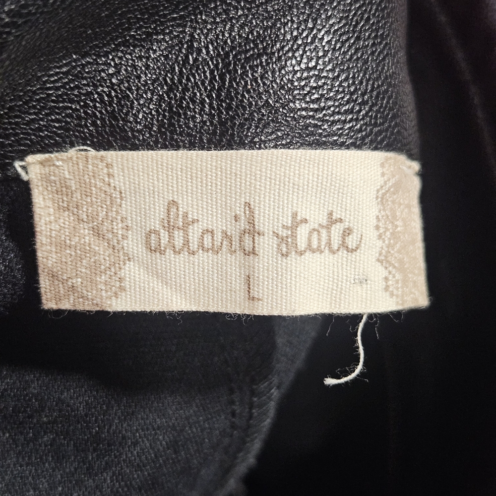 Altar'd State Sleek Black Faux Leather High Waist Shorts Womens Size Large - Picture 5 of 6